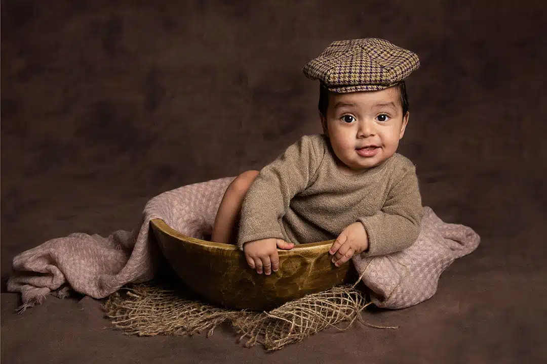 little boy in flat cap Leeds Photography