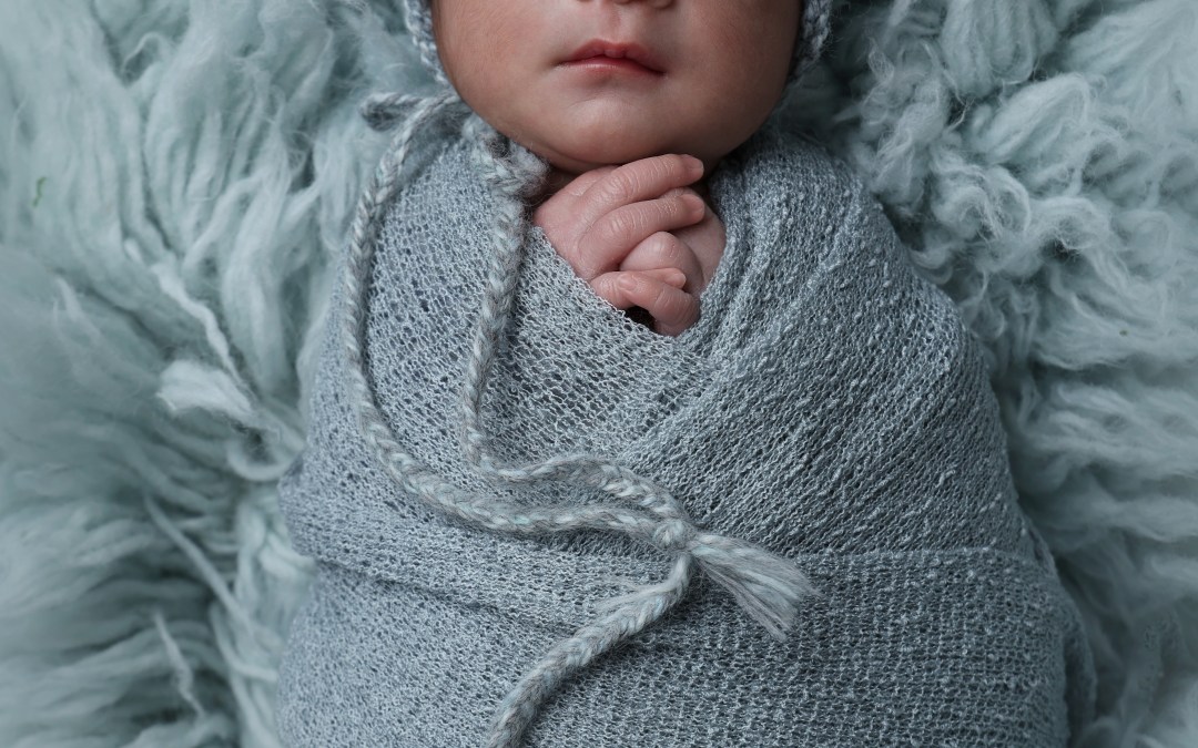 Why Choosing an Experienced Newborn Photographer Matters More Than You Think